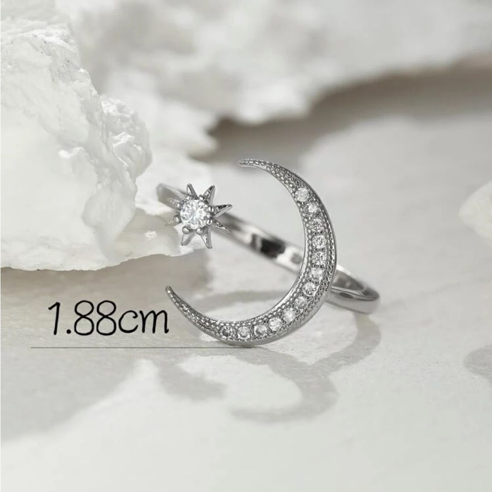 5/$25 Silver Color Moon Decor Ring Adjustable - Picture 3 of 3